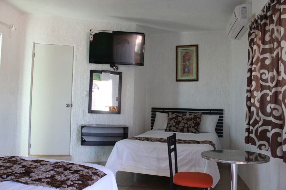 Hotel Posada Mercy Río Lagartos Exteriör bild