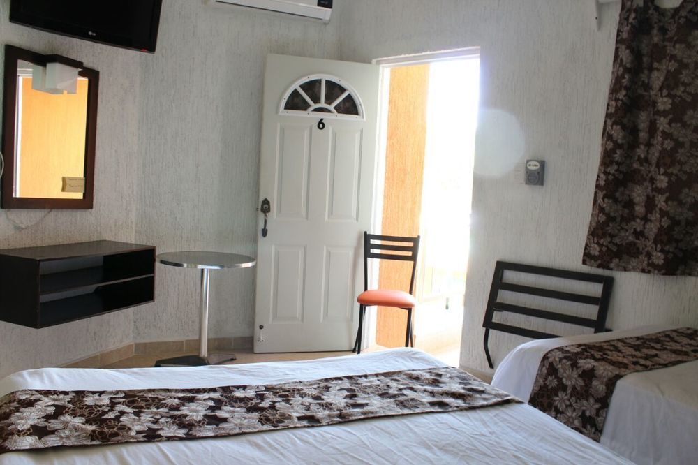 Hotel Posada Mercy Río Lagartos Exteriör bild